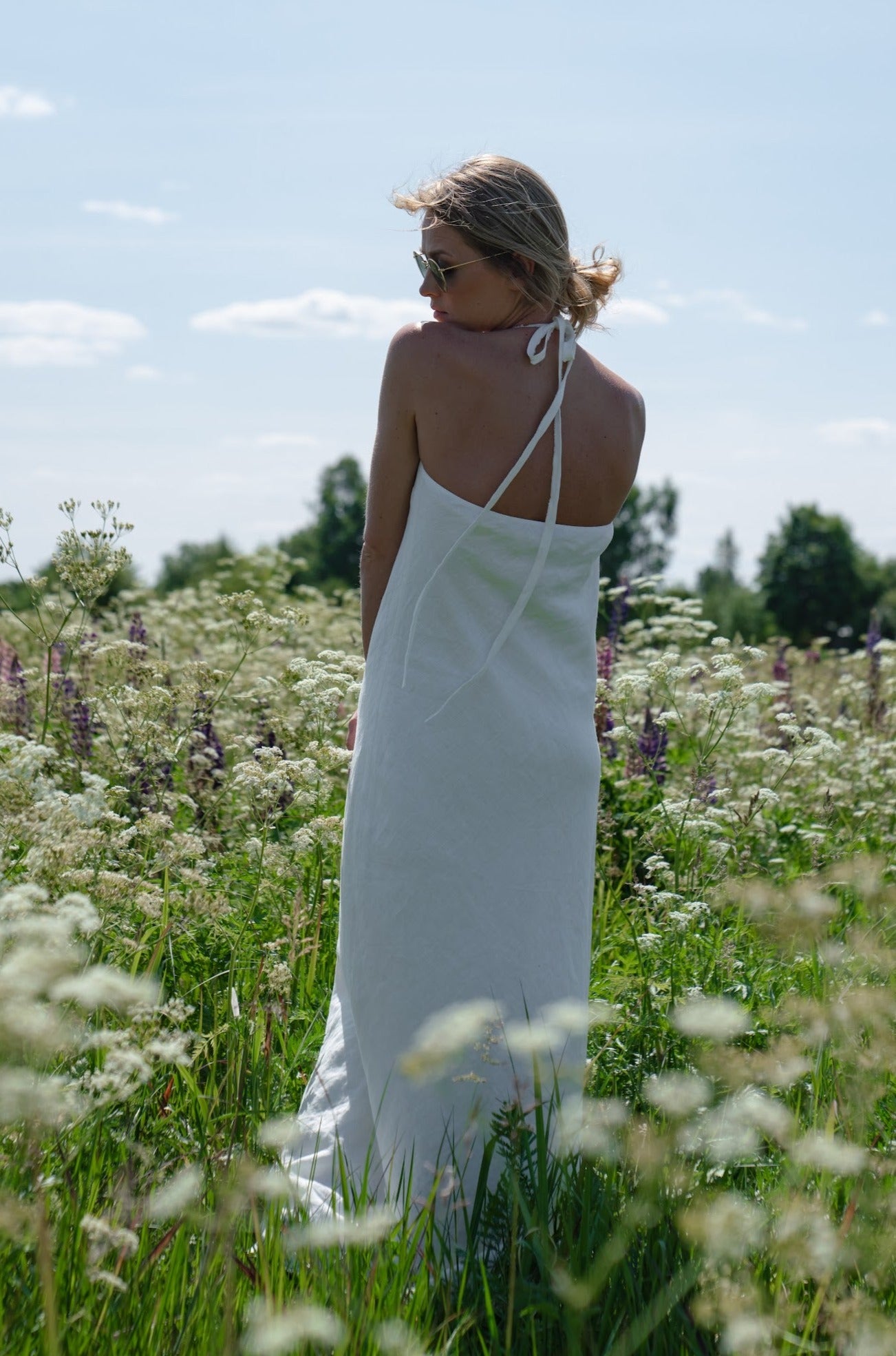 Tīra lina romāna kleita